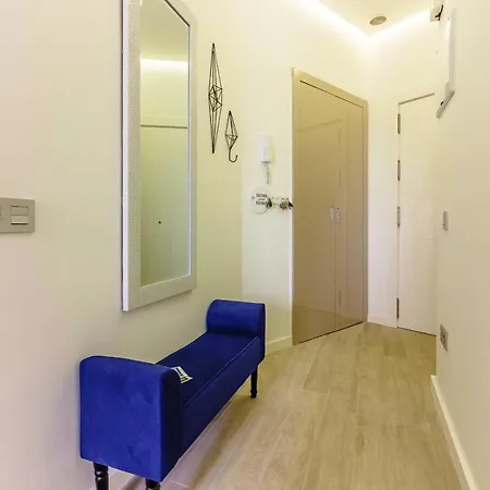 Deluxe 2 Bedrooms With Chillout Terrace