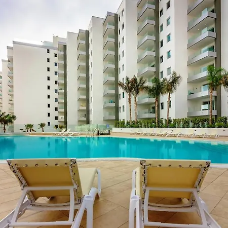 Deluxe 2 Bedrooms With Chillout Terrace Apartament *